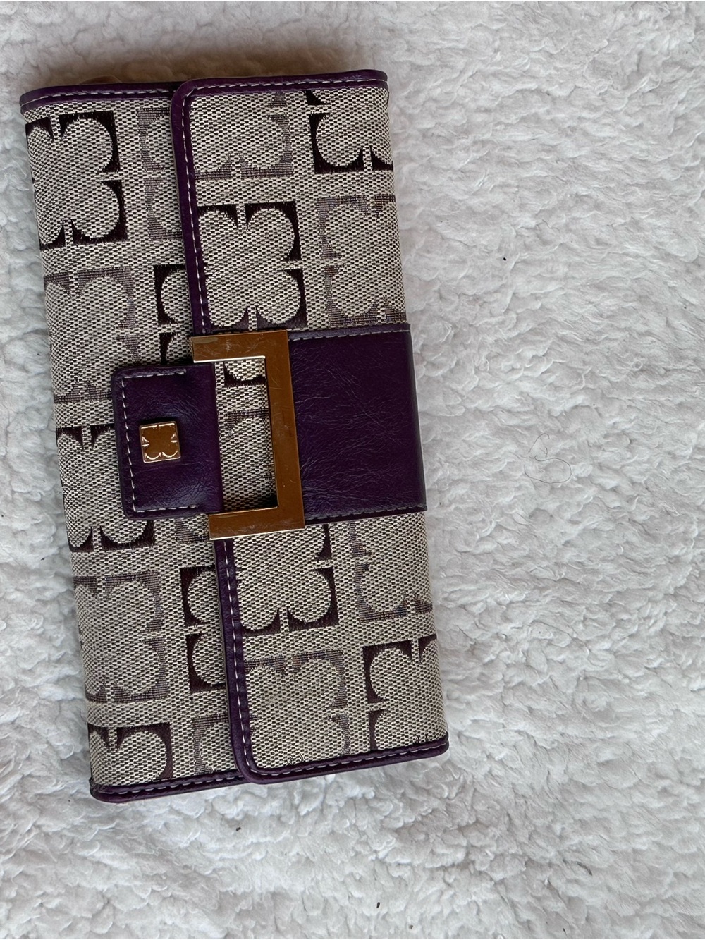 Liz Claiborne Purple Trim Logo-Print Wallet Plus Cardholder with Gold Buckle